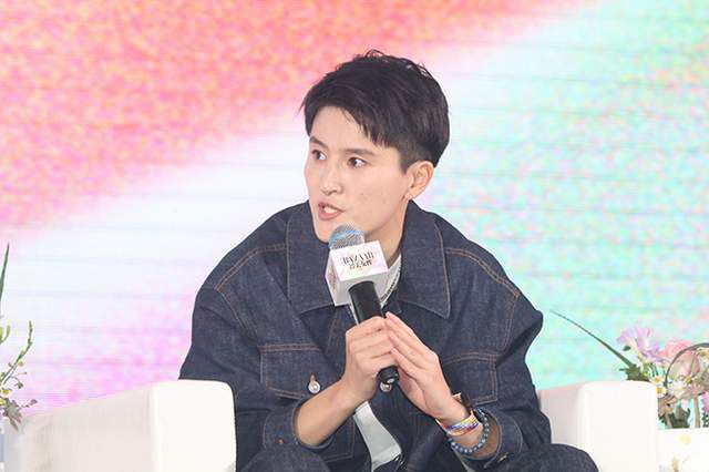 在教室伦流澡到高潮h免l